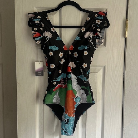 Averie Swimsuit Harlow Asian inspired print - Picture 1 of 9